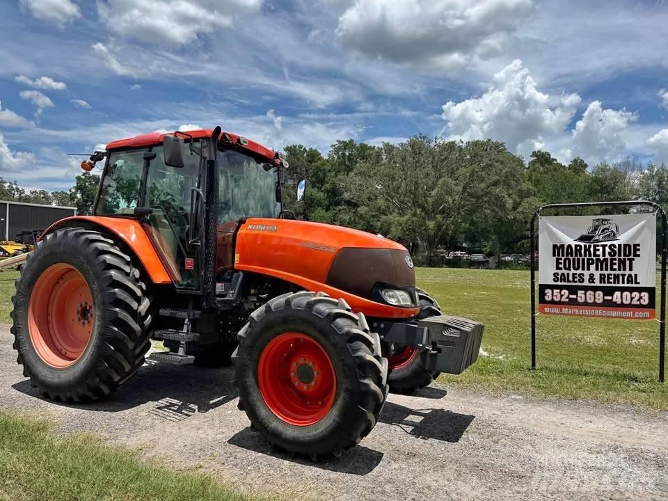 Kubota M 126 X الجرارات