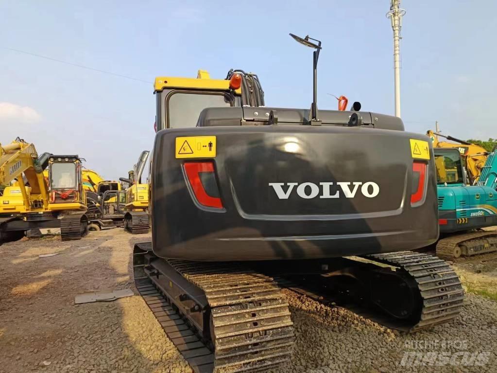 Volvo EC 140 حفارات زحافة