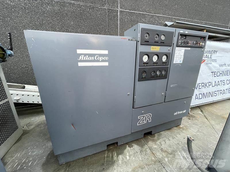 Atlas Copco ZR 3 B مكابس