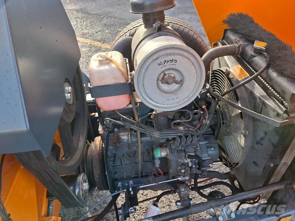 Forst ST8D ماكينات تقطيع أخشاب الحراجة