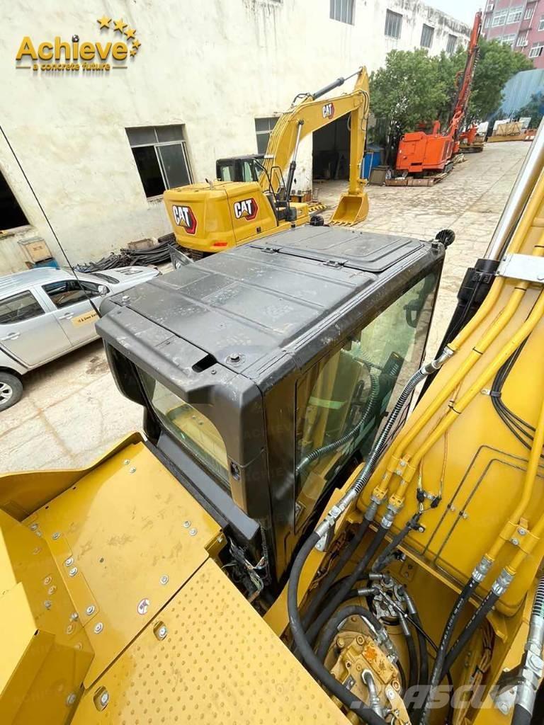 CAT 326 حفارات زحافة