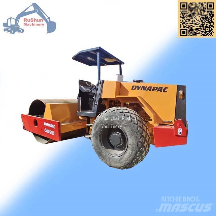 Dynapac CA 251 D مداحل أحادية الأسطوانة