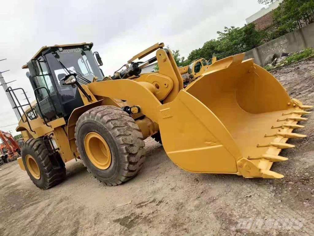 CAT 950 G لوادر بعجل