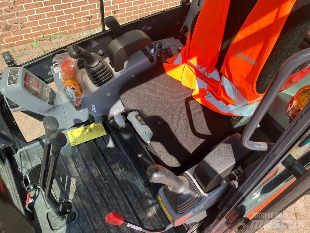 Kubota KX019 4 حفارات صغيرة أقل من 7 طن (حفارات صغيرة)