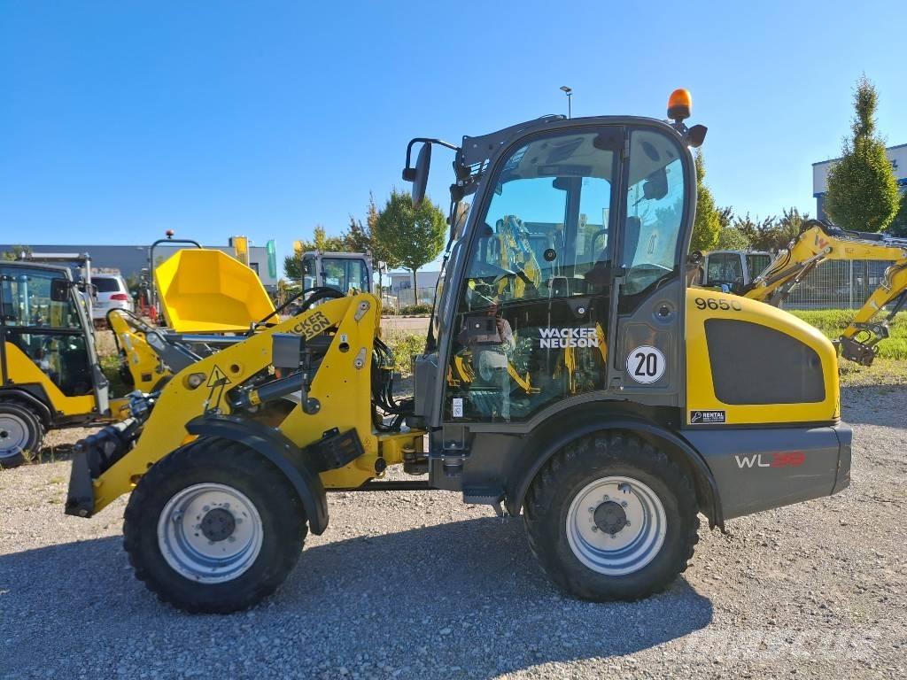 Wacker Neuson WL38 لوادر بعجل