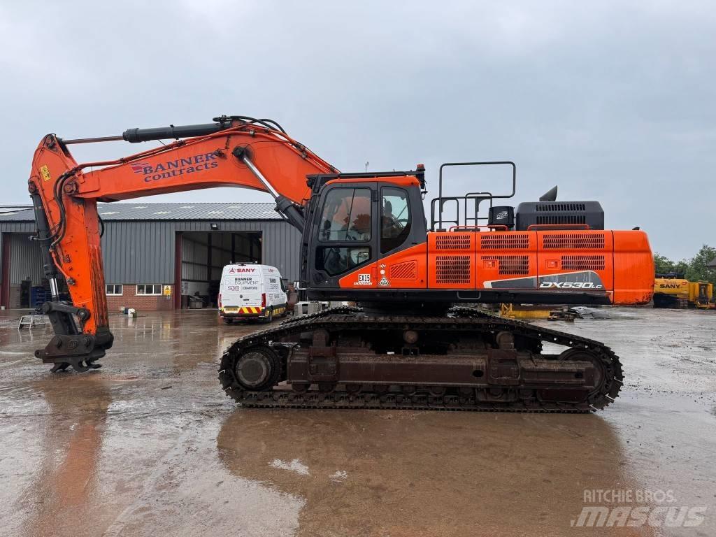 Doosan DX 530 LC-5 حفارات زحافة