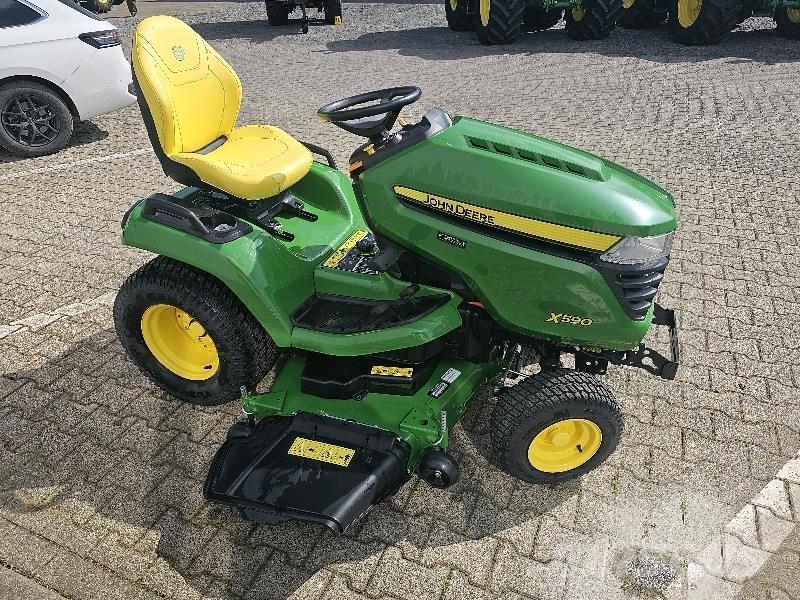John Deere X590 جزازات