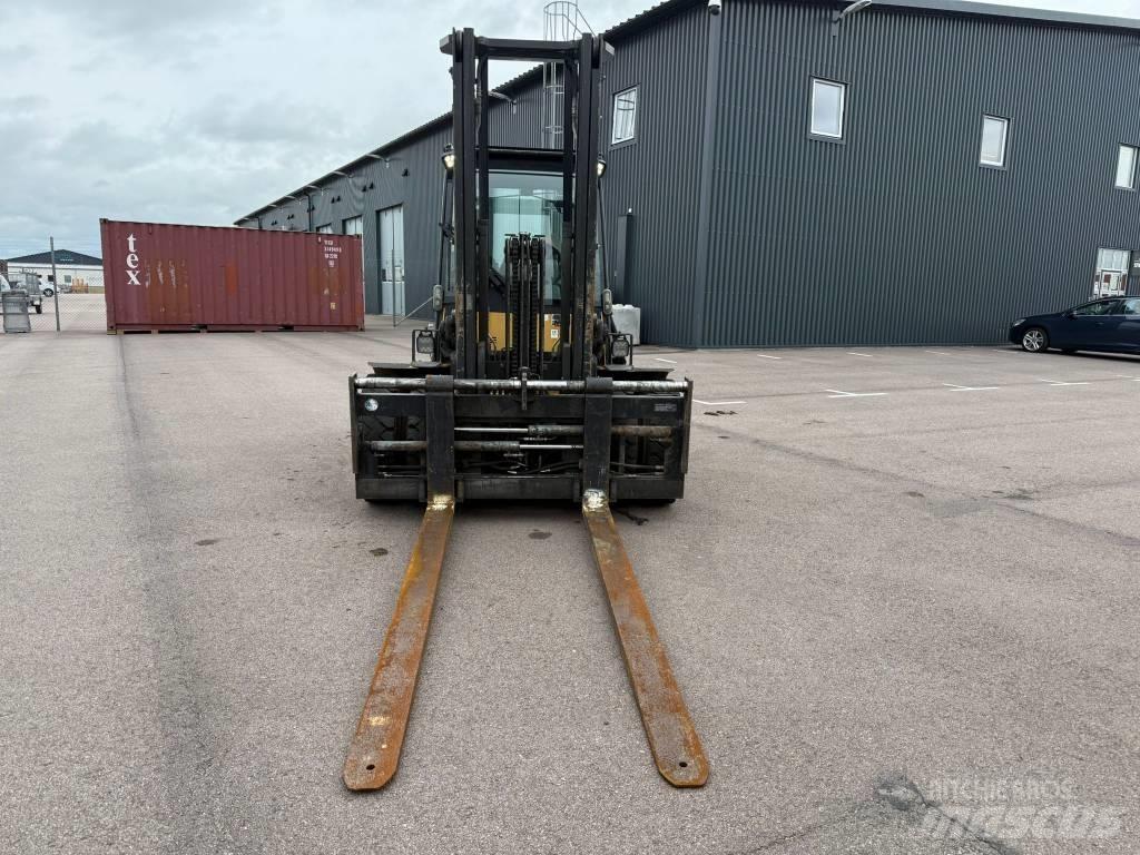 CAT DP45NB شاحنات الديزل