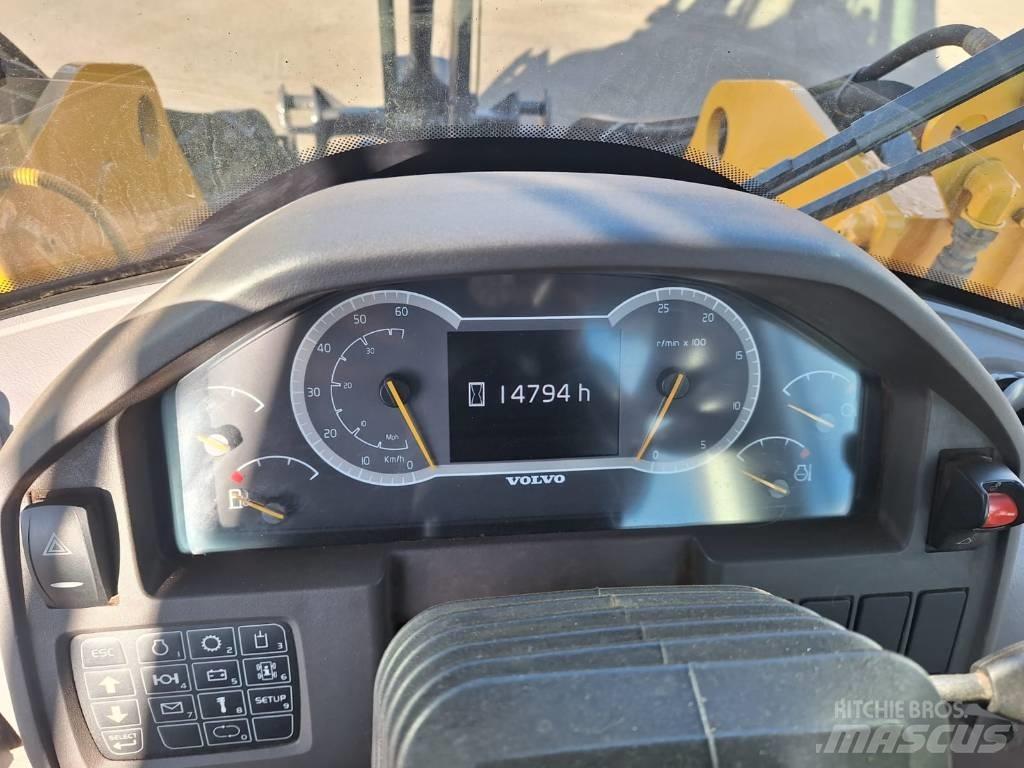 Volvo L90H LONG BOOM لوادر بعجل