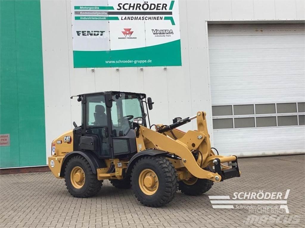 CAT 906 لوادر بعجل