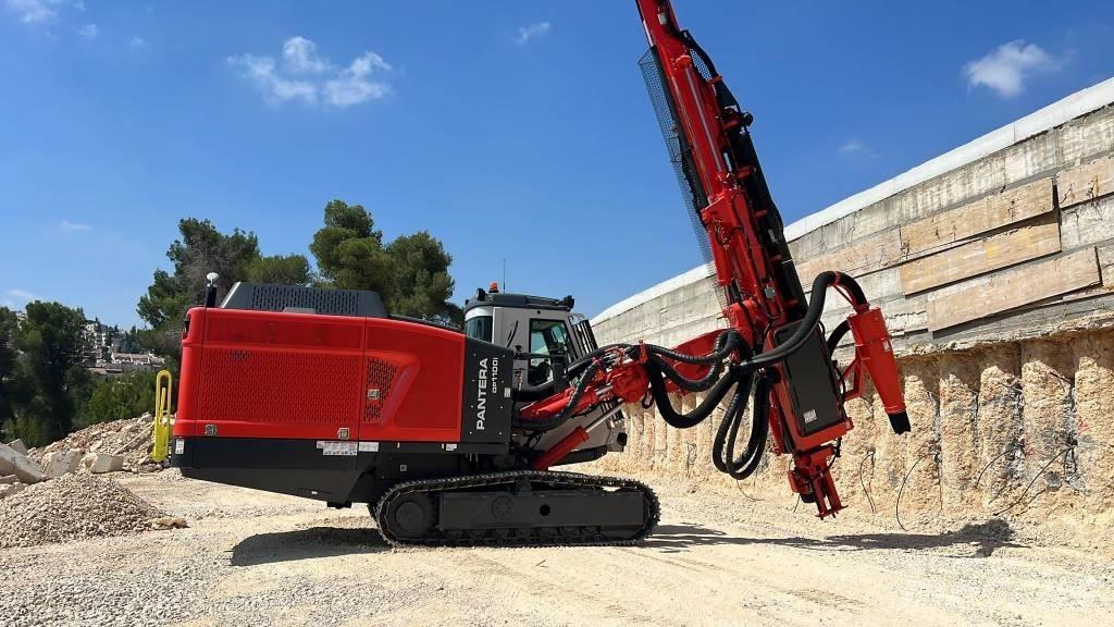 Sandvik DP 1100 i معدات الثقب السطحي