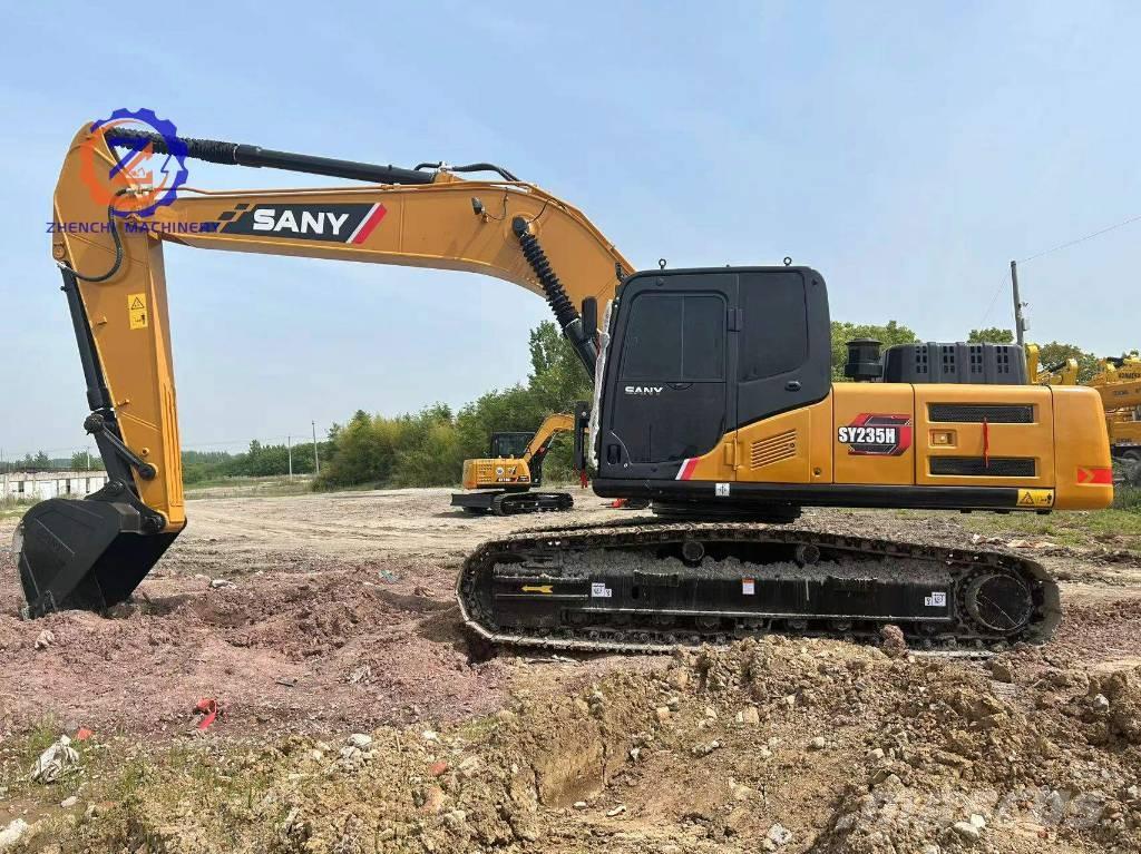 Sany SY 235H حفارات زحافة