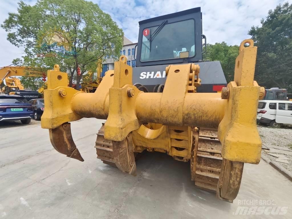 Shantui SD 22 بلدوزرات مجنزرة