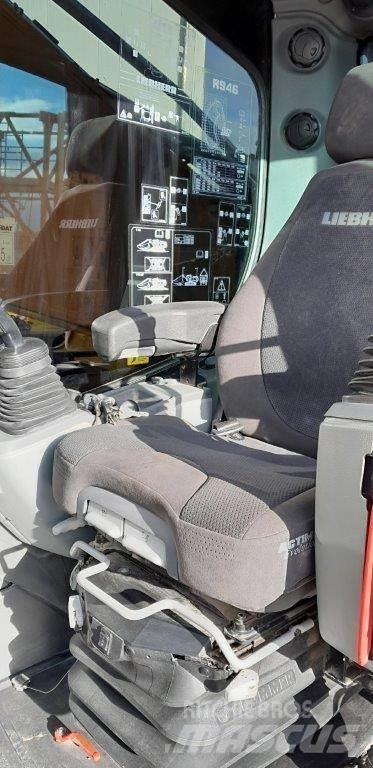 Liebherr R946 حفارات زحافة