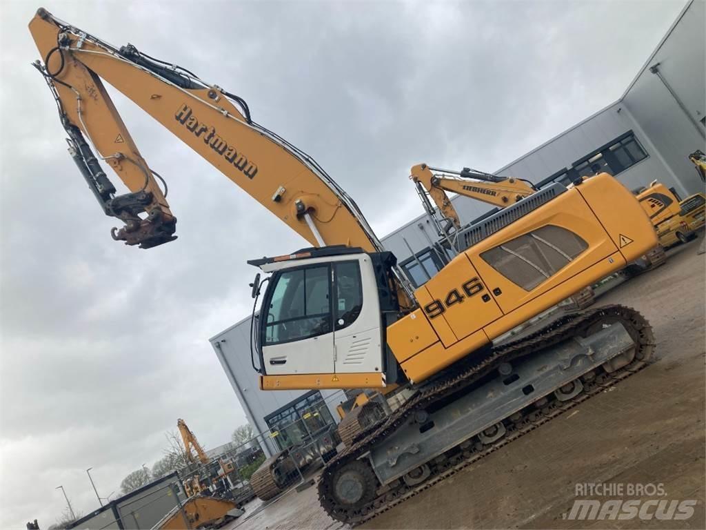 Liebherr R946 حفارات زحافة