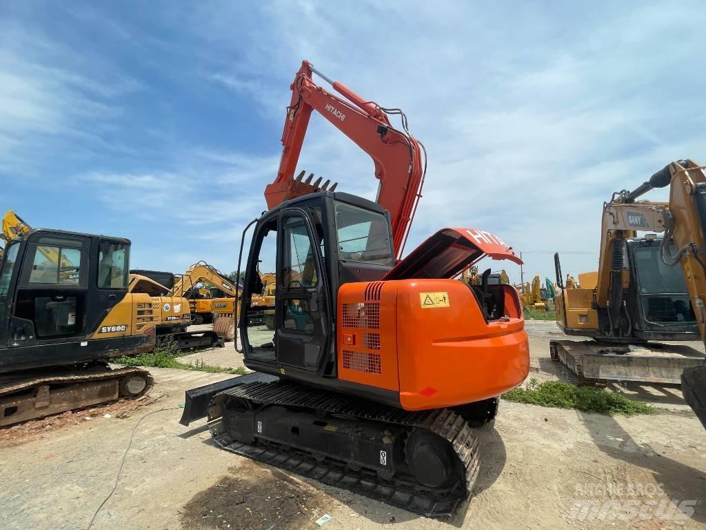 Hitachi ZX 70 حفارات وسط 7 طن - 12 طن