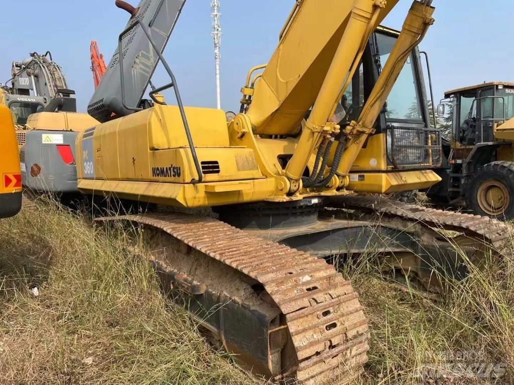 Komatsu PC 360 حفارات زحافة