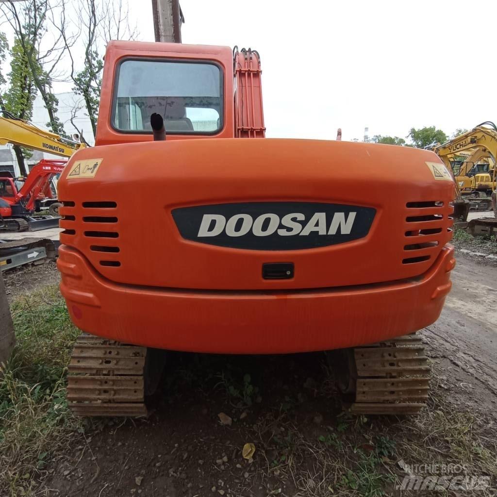 Doosan DH 80 حفارات صغيرة أقل من 7 طن (حفارات صغيرة)