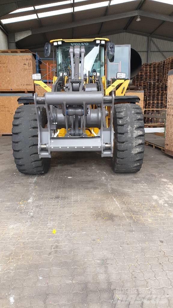 Volvo L 150 H لوادر بعجل