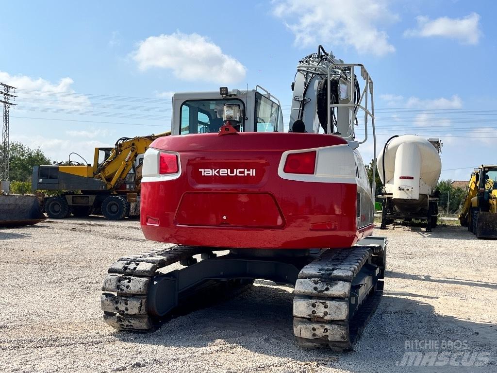 Takeuchi TB 2150 R حفارات زحافة