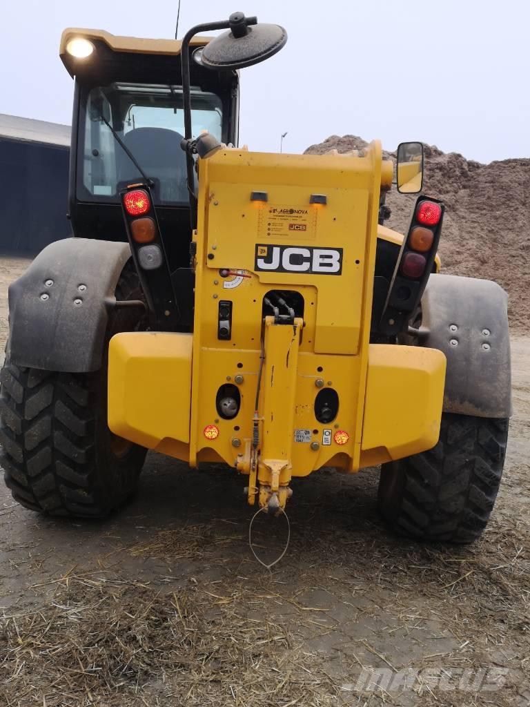 JCB 560-80 مناولات متداخلة