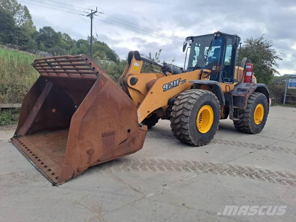 CASE 921FXR لوادر بعجل