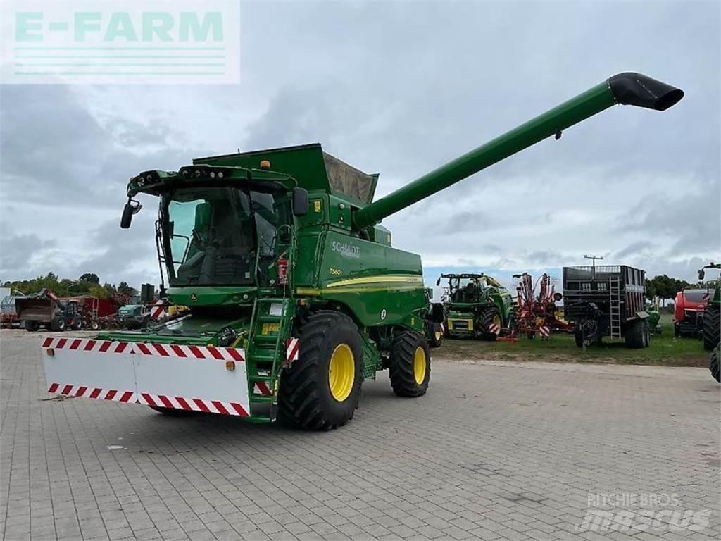 John Deere t560 حصادات