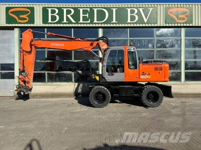 Hitachi ZX 160 W حفارات بعجل