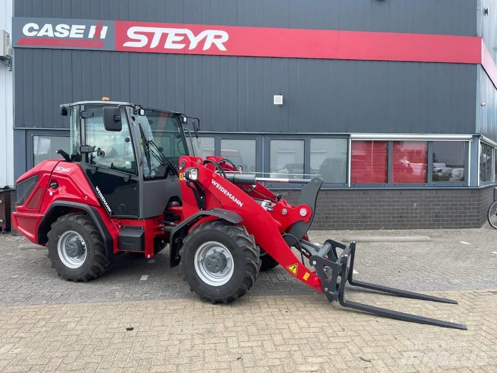 Weidemann 3060 لوادر بعجل