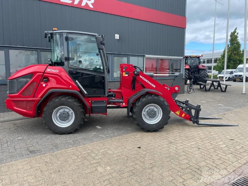 Weidemann 3060 لوادر بعجل