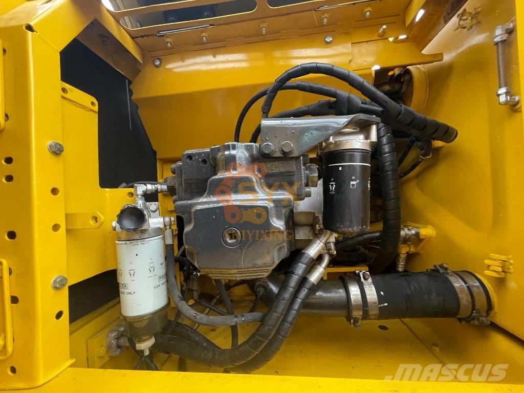 Komatsu PC 200-8 حفارات زحافة