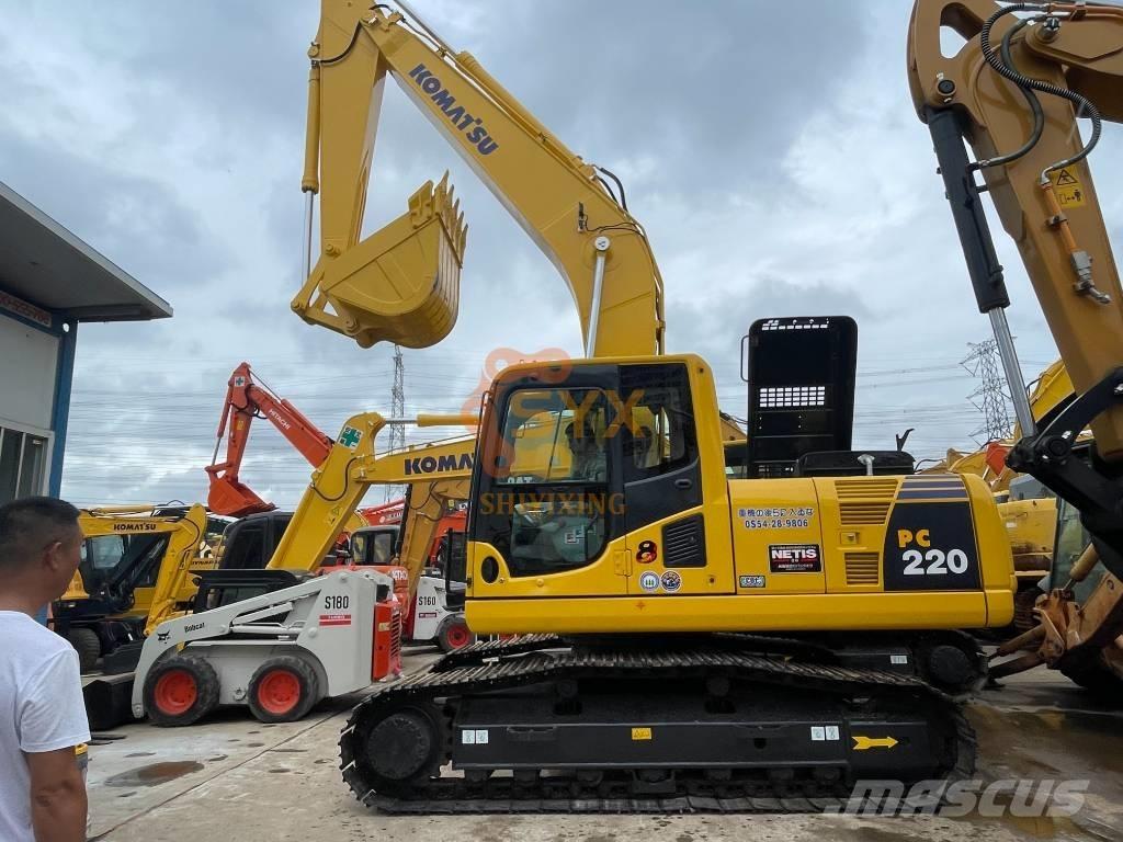 Komatsu PC 200-8 حفارات زحافة