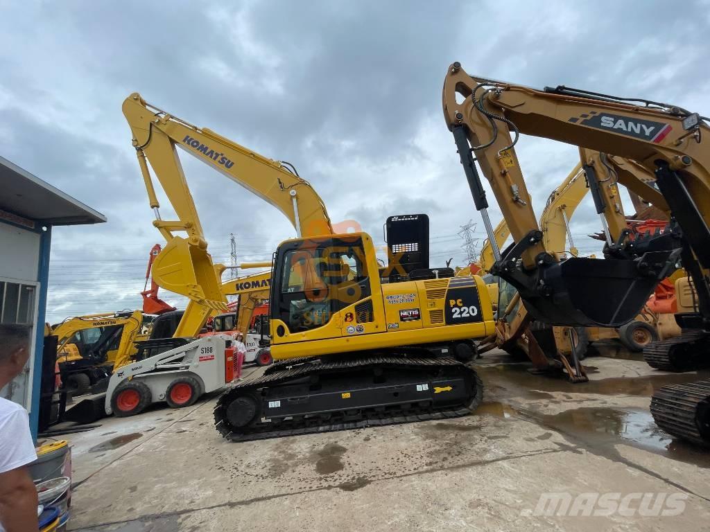 Komatsu PC 200-8 حفارات زحافة