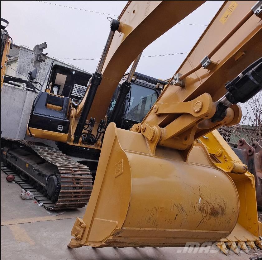 CAT 330 GC حفارات زحافة