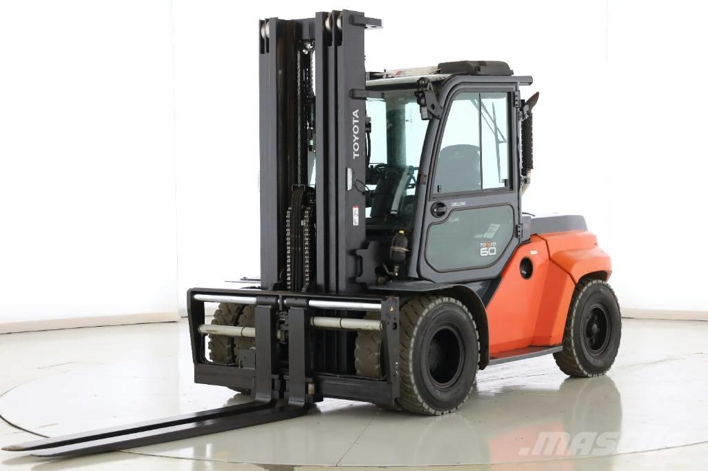 Toyota 40-8 FD 60 N شاحنات الديزل