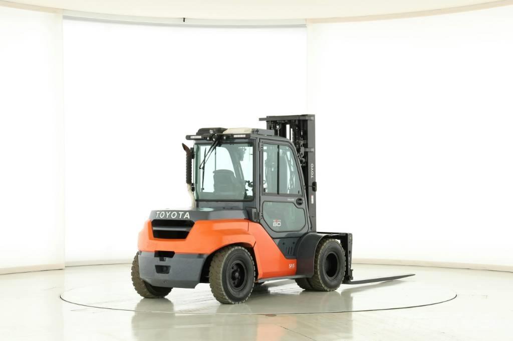 Toyota 40-8 FD 60 N شاحنات الديزل