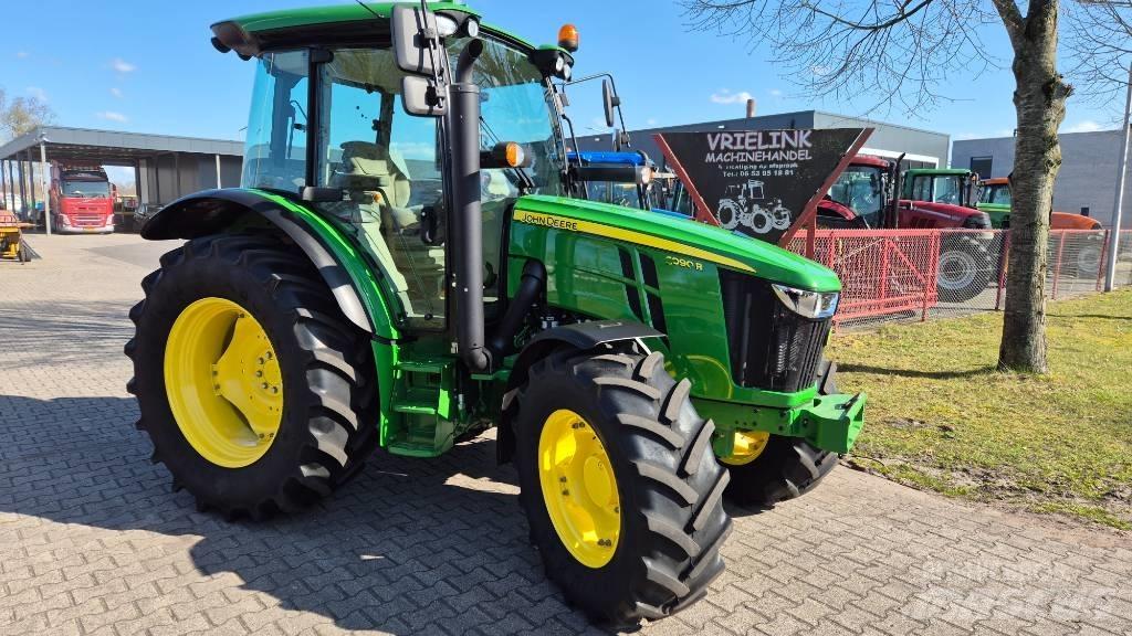 John Deere 5090 R الجرارات