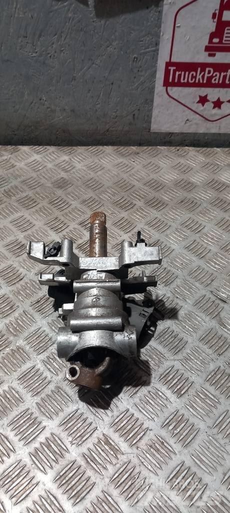 Scania R 420   1421785 كابينة والداخلية