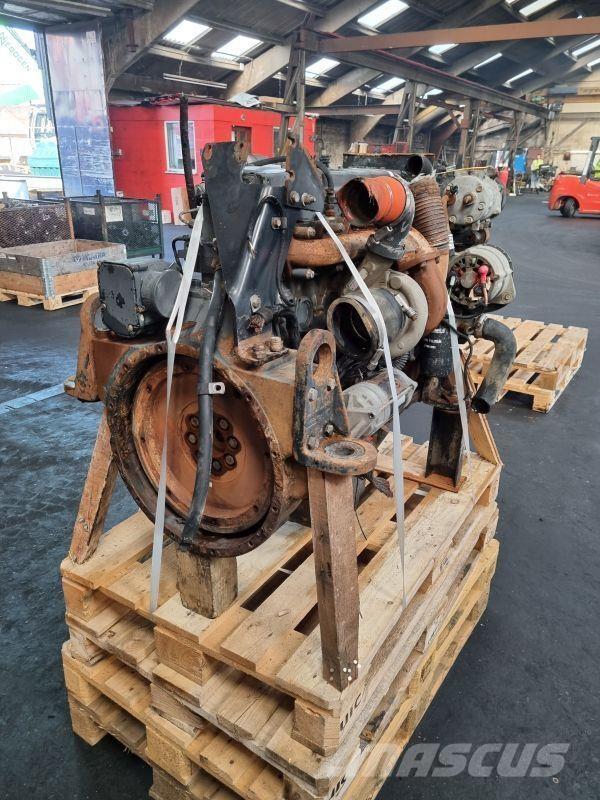 Iveco F4HE9684E محركات