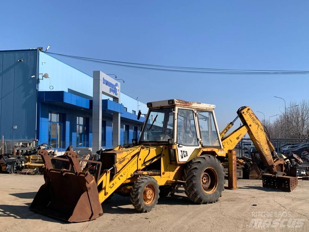 JCB 3 CX لوادر ذات جرافات عكسية