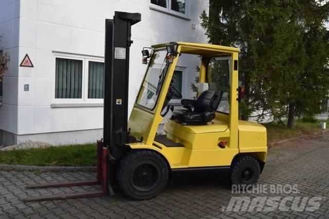 Hyster H 3.00 XM شاحنات الديزل