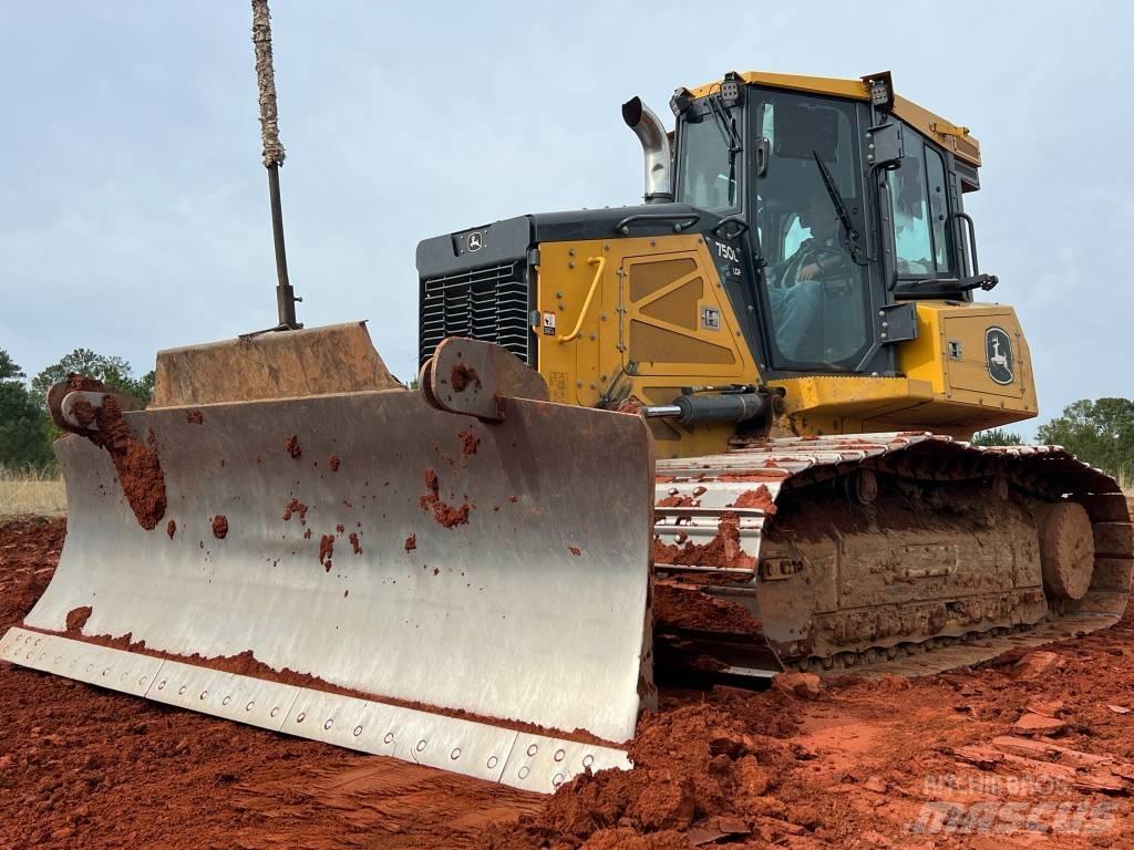 John Deere 750L LGP بلدوزرات مجنزرة
