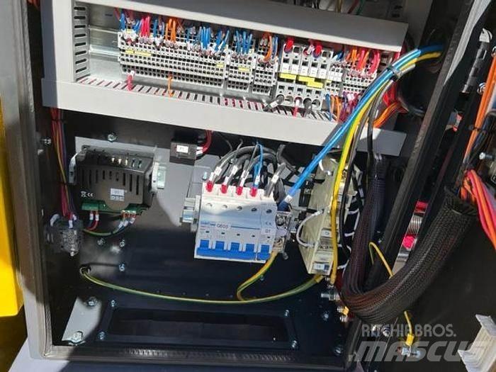 Atlas Copco QES 30 مولدات أخرى