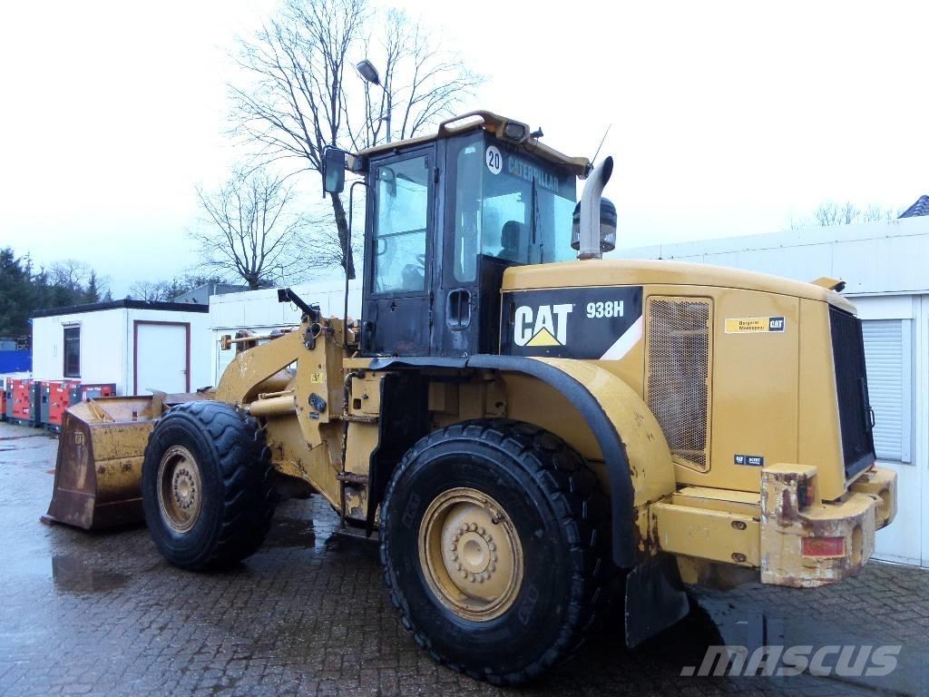 CAT 938 H لوادر بعجل