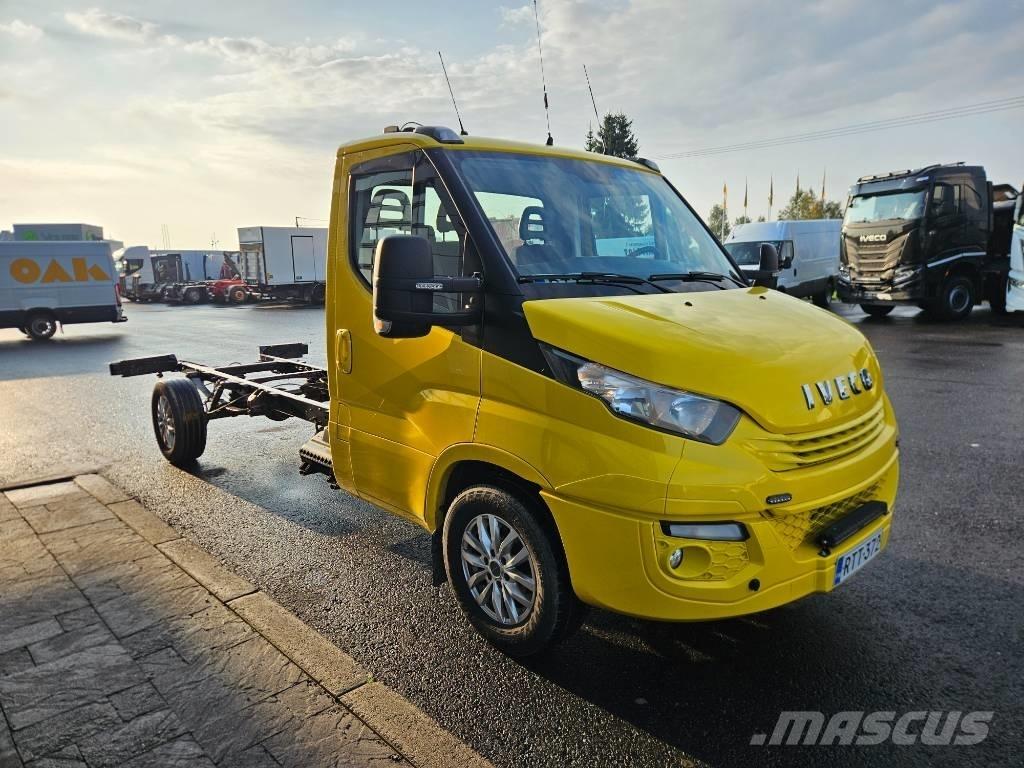 Iveco 35S18 هيكل صندوقي