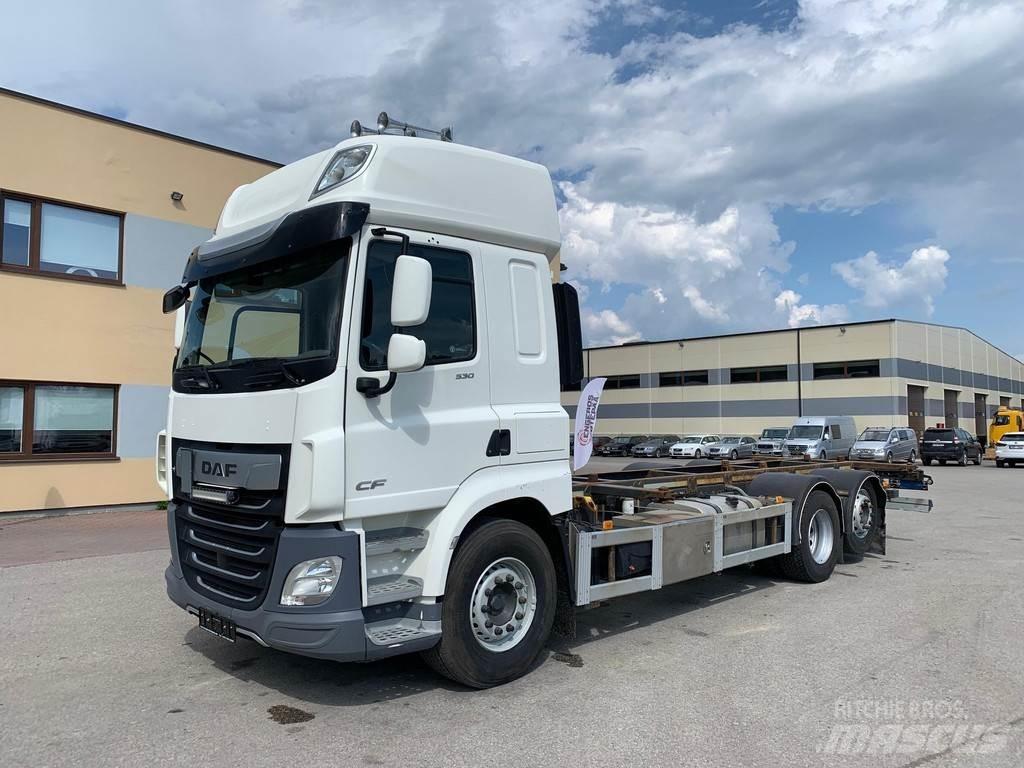DAF CF 530 6x2 + BDF شاحنات الحاويات