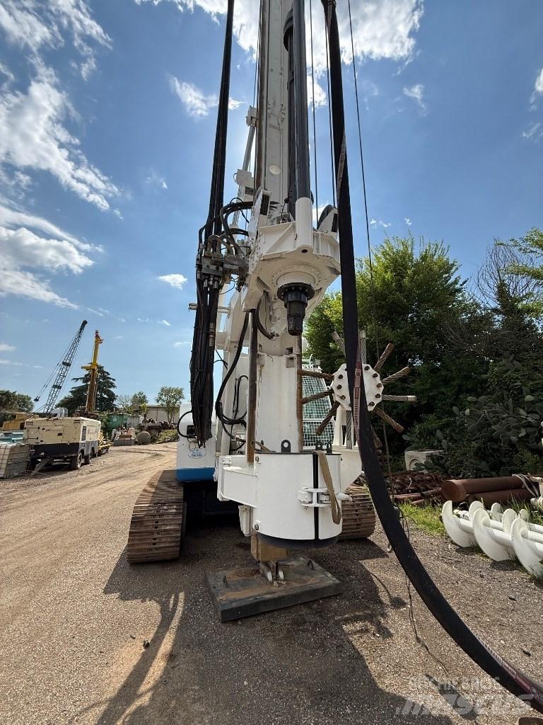 Soilmec R 210 منصات دق خوازيق