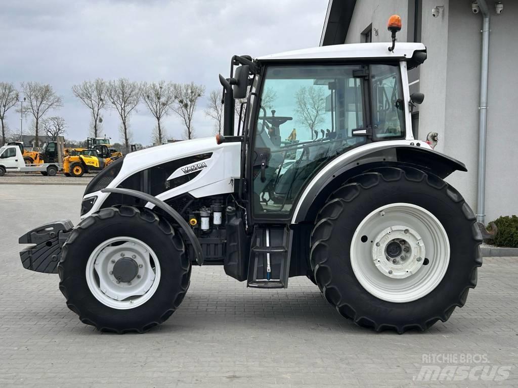 Valtra A 134 الجرارات