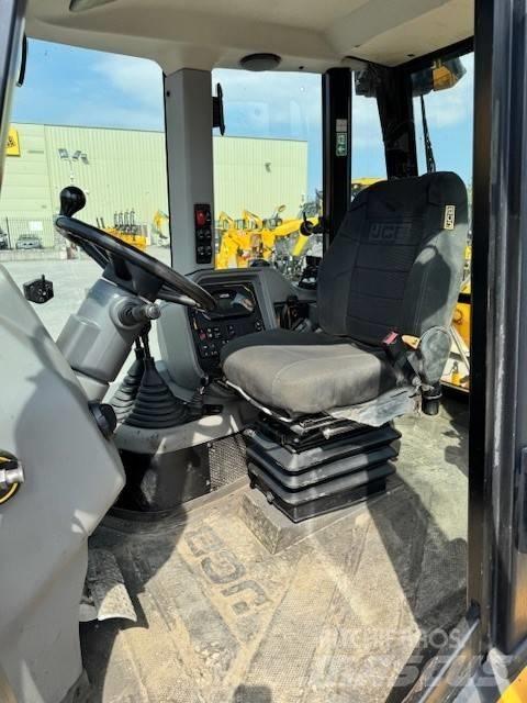 JCB 3CX COMPACT لوادر ذات جرافات عكسية