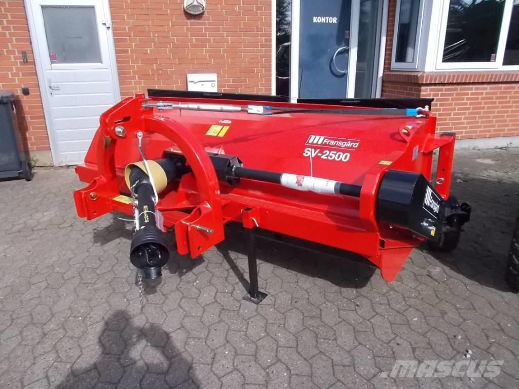 Fransgård SV 2500 مكابس وميبسات التبن
